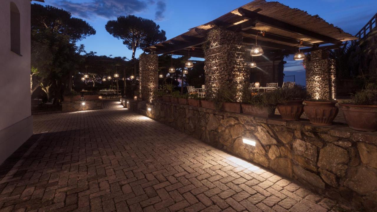 Oasi Olimpia Relais Hotel Sant'Agata sui due Golfi Ngoại thất bức ảnh